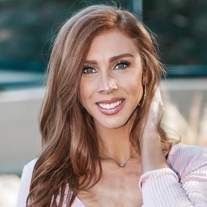 Meet your Posher, Connor